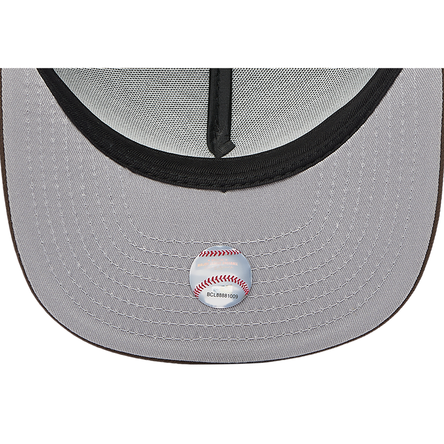 New Era Braves 9FIFTY A-Frame Curve 95 WS Cap - Men's - Walnut