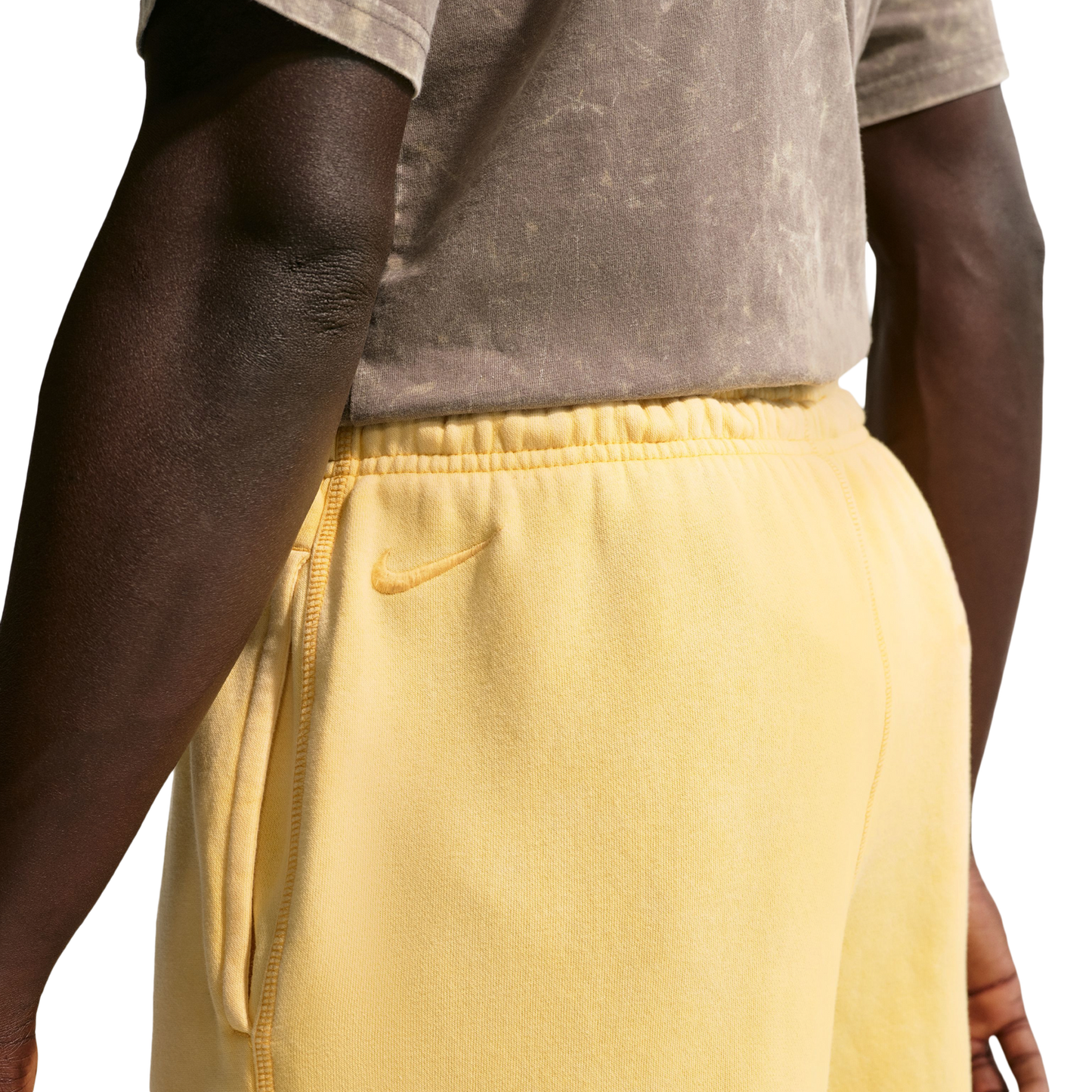 Nike Club Flow Basketball Short - Men's - Yellow/Yellow