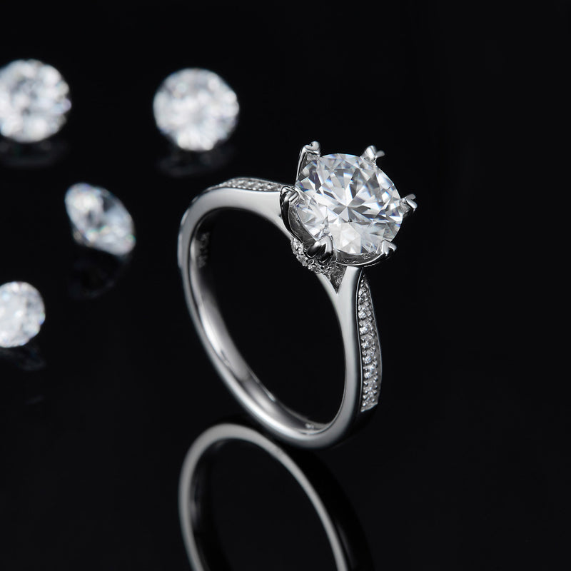 Polaris Round Cut Moissanite Ring - foto 14