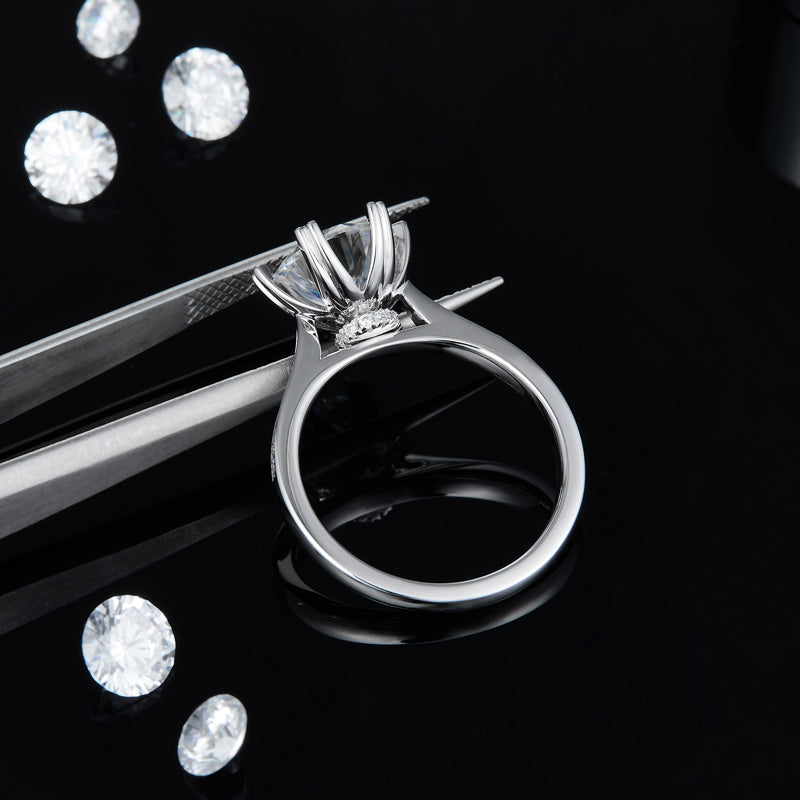 Polaris Round Cut Moissanite Ring - foto 18