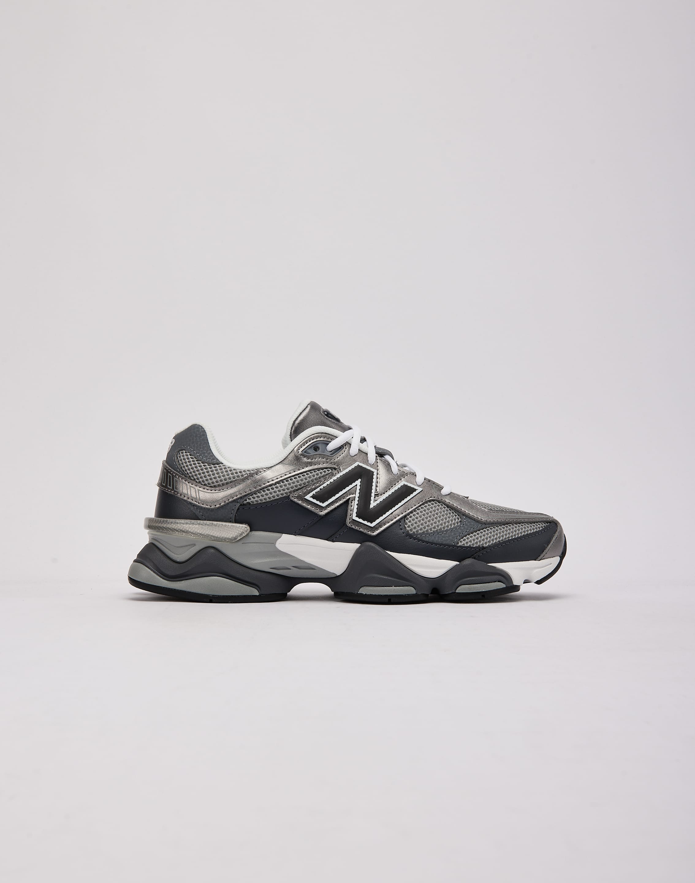 New Balance 9060 Grade-School
