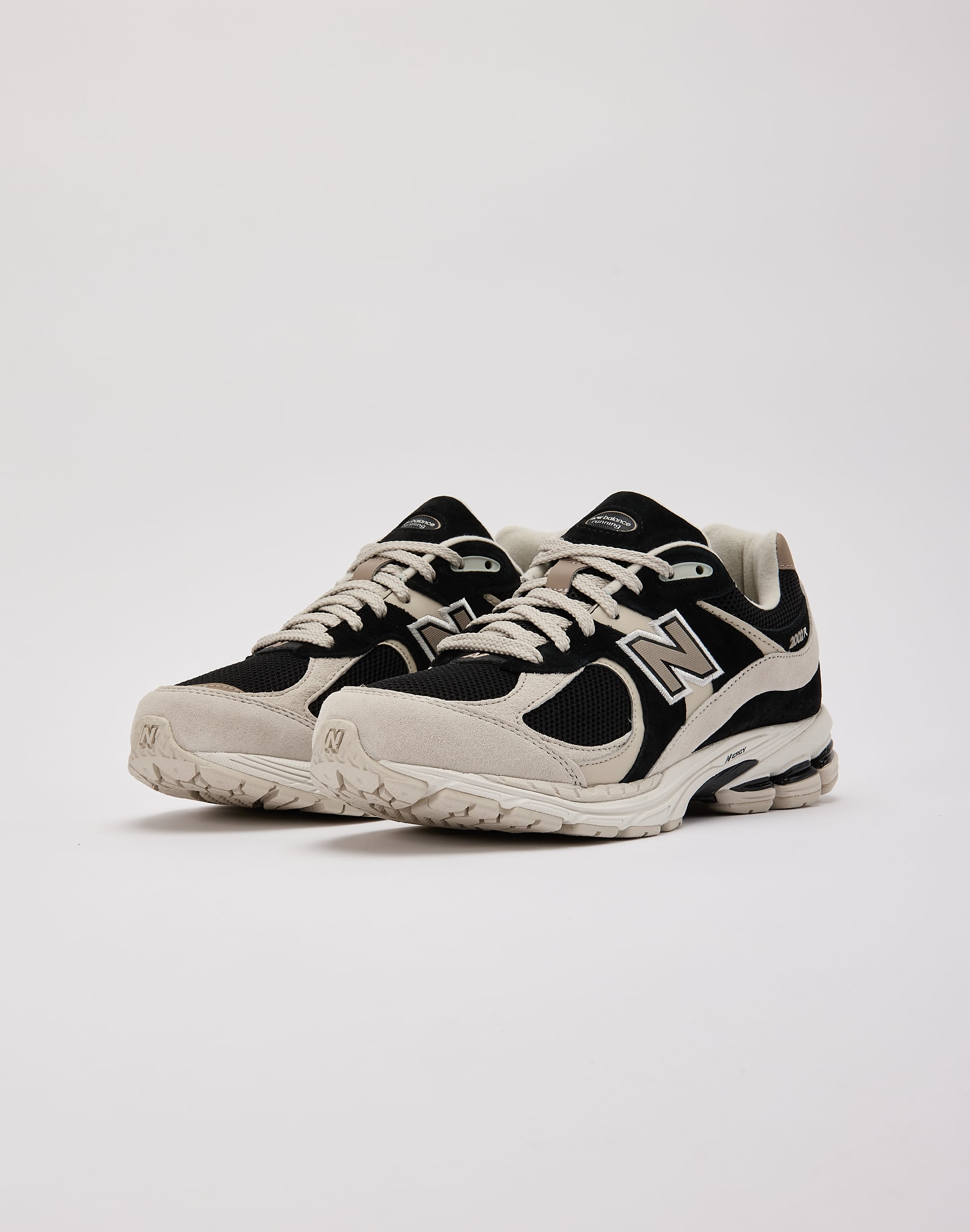 New Balance 2002R