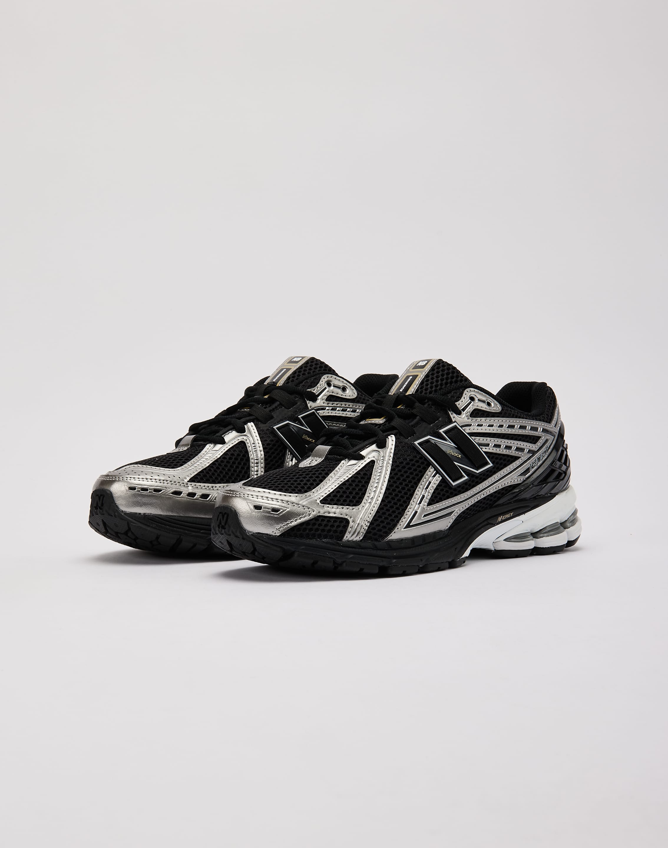 New Balance 1906R