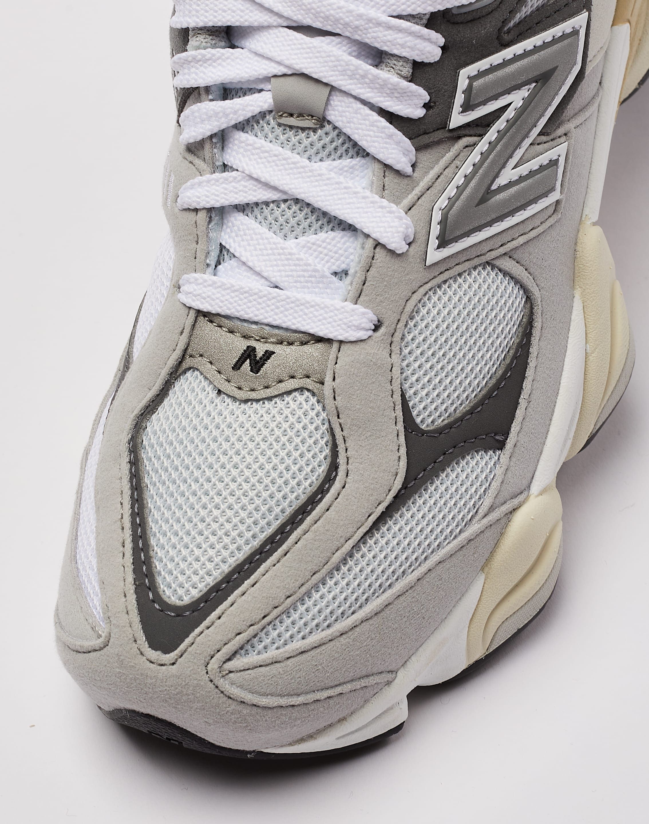 New Balance 9060 Grade-School