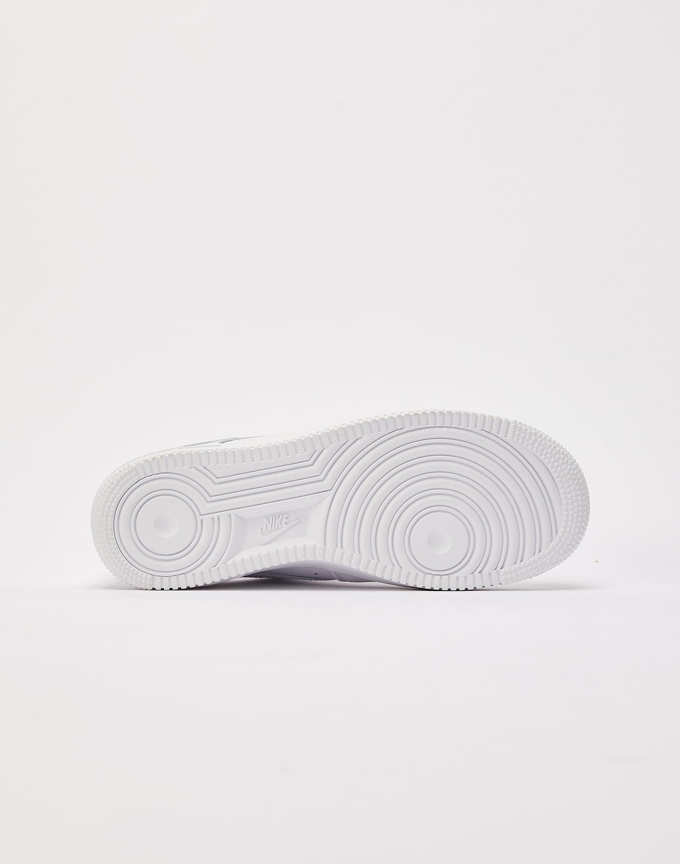 Nike Wmns Air Force 1 '07 Low