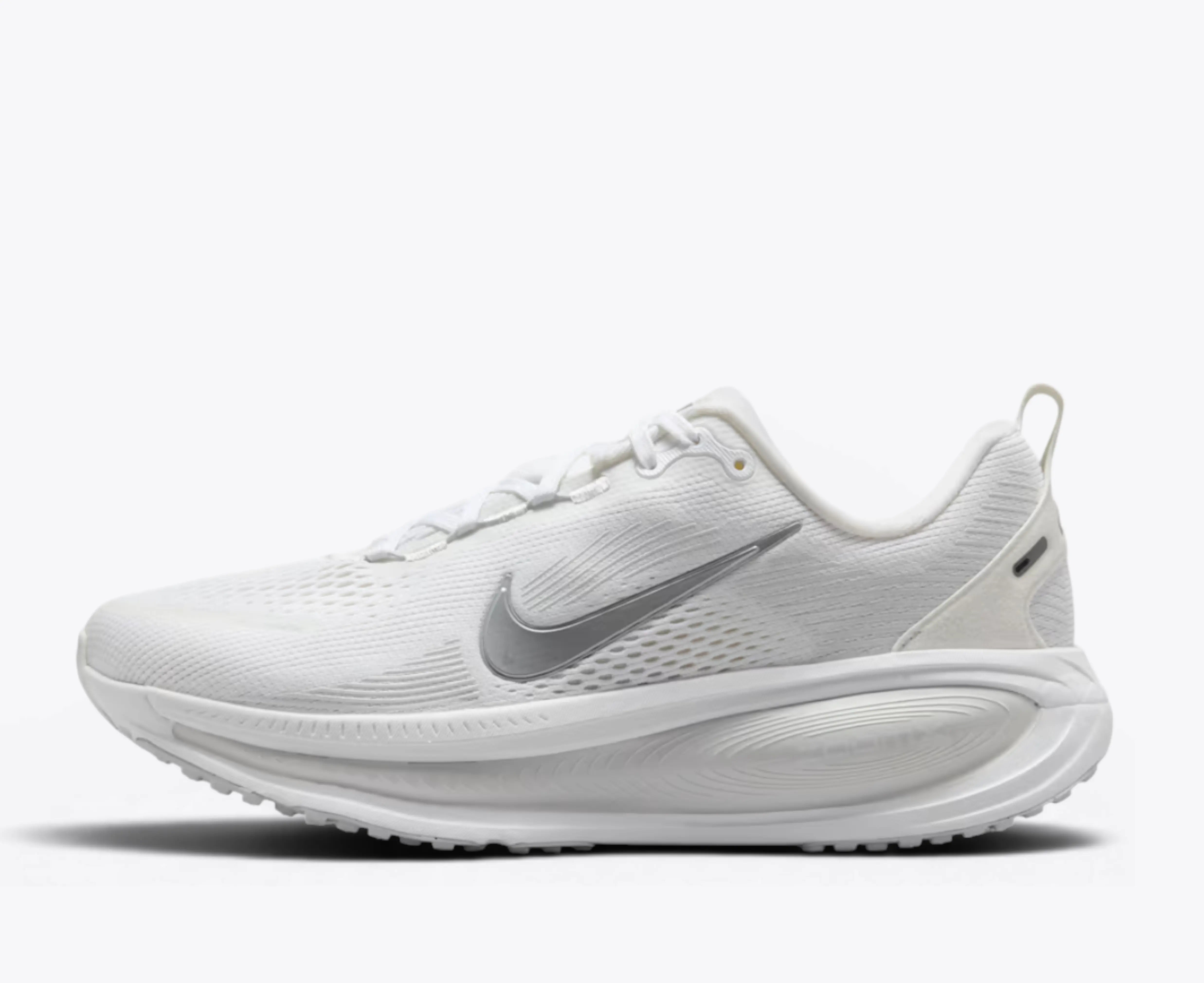 Nike Vomero 18 White Metallic Silver Photon Dust
