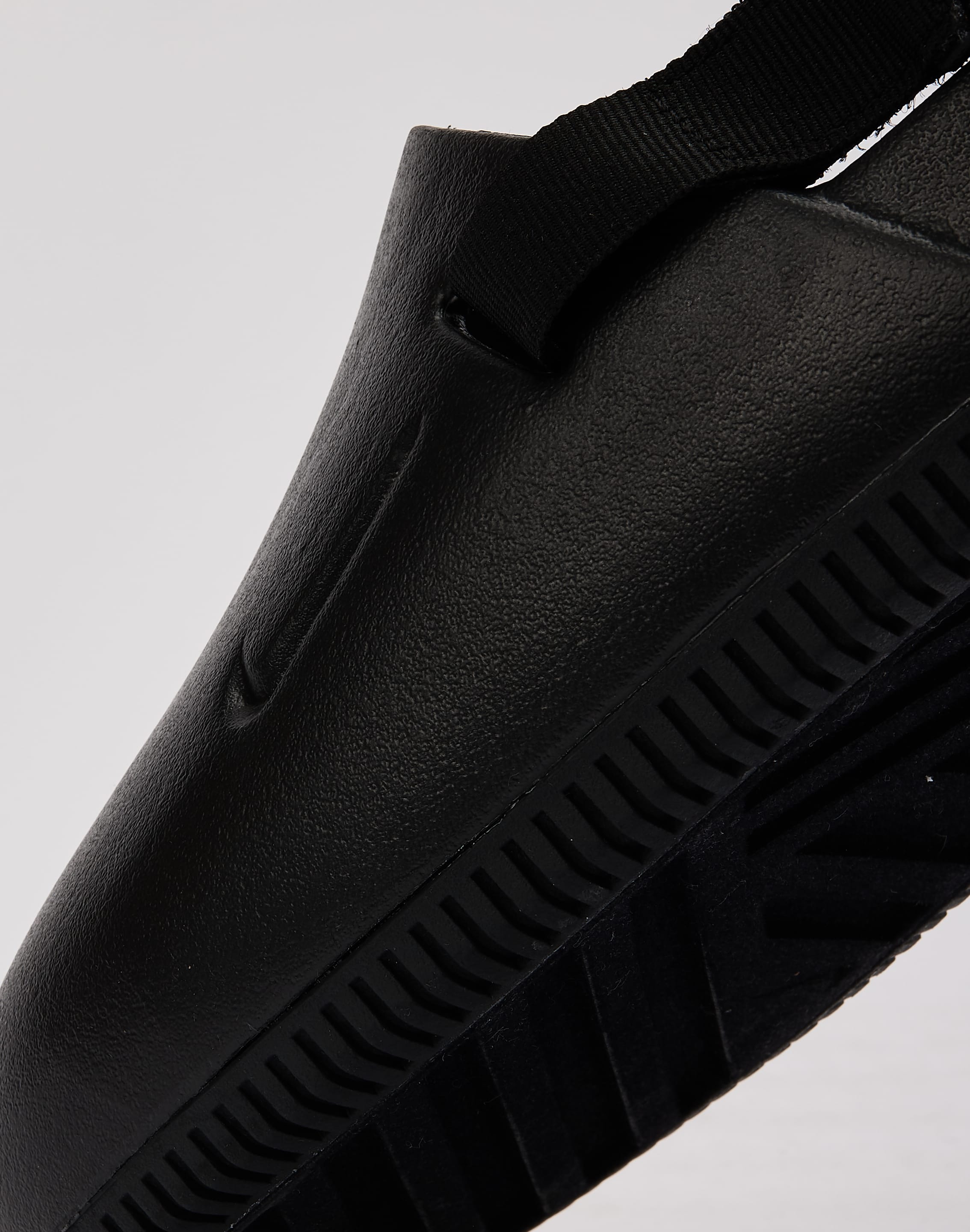 Nike Calm Mules