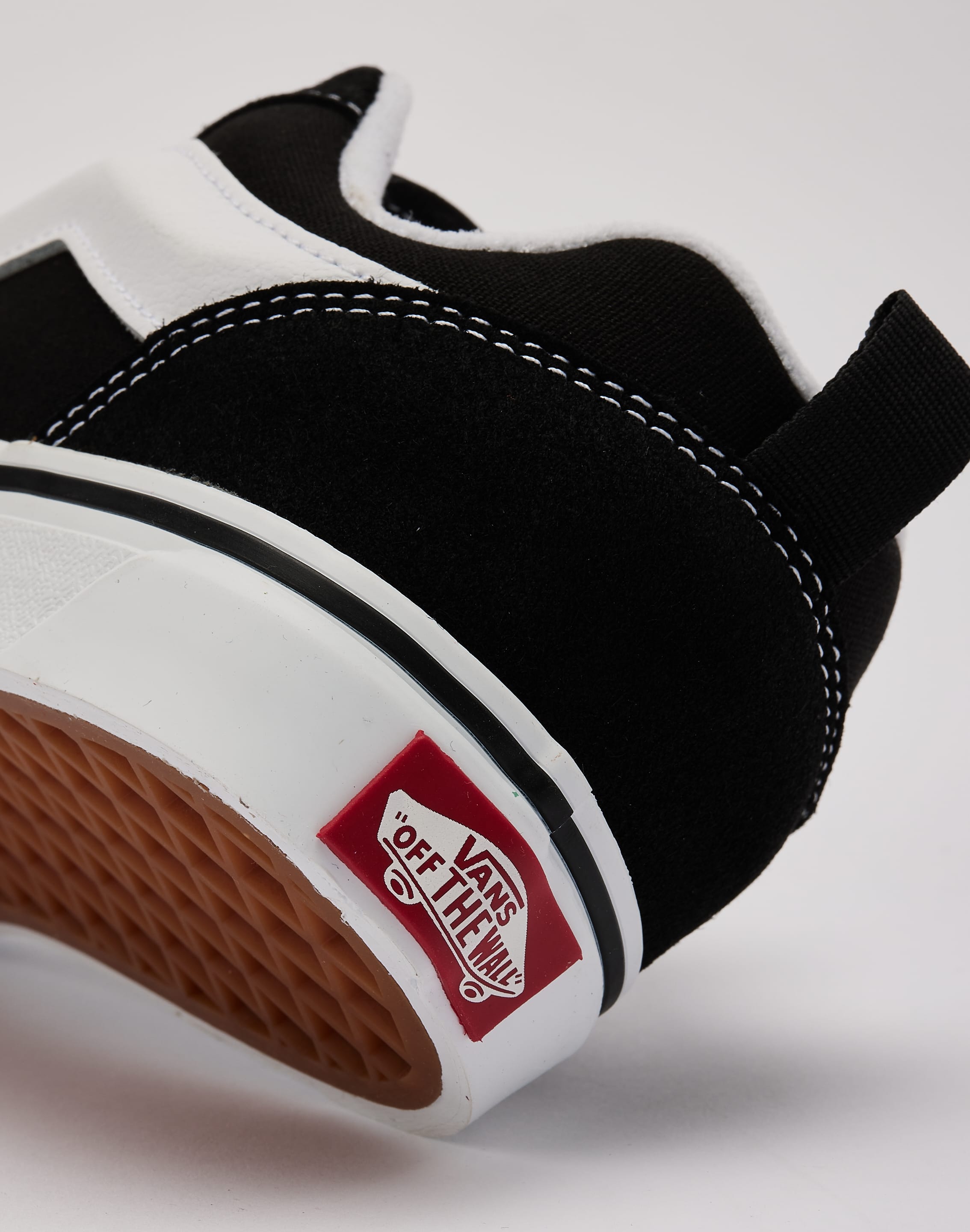 Vans Knu Skool Grade-School