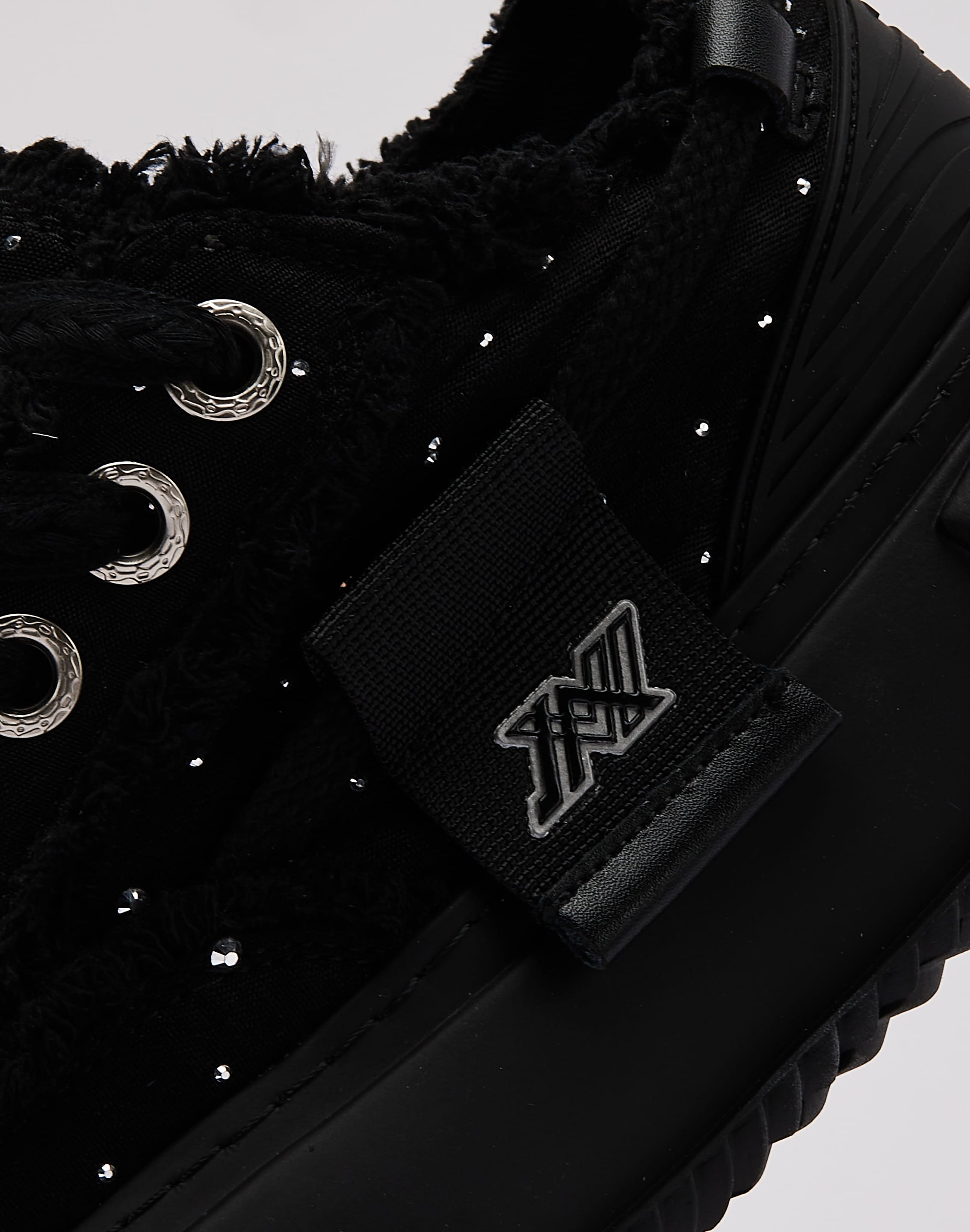 Javi Elevate