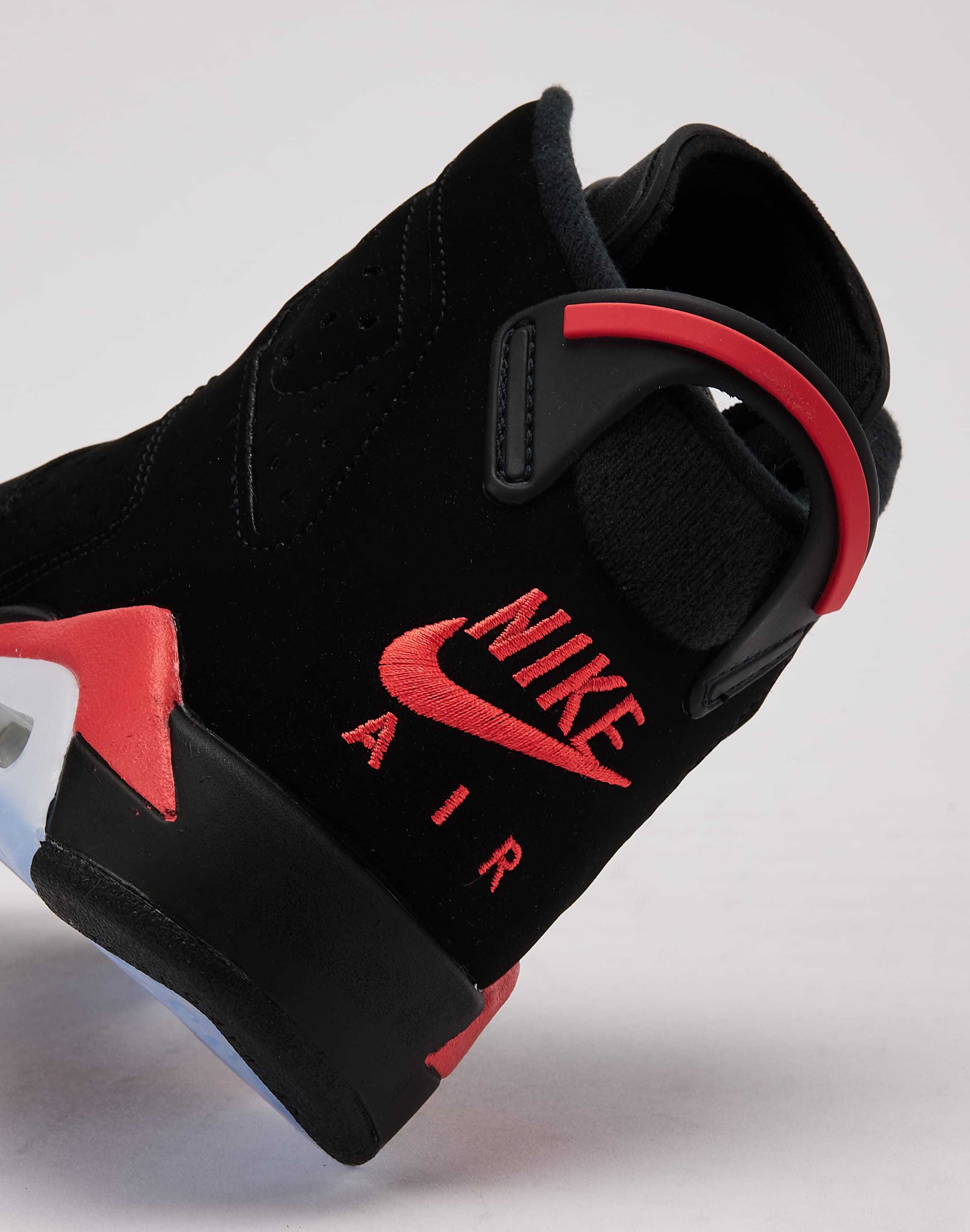 Jordan Air Jordan 6 Retro 'Infrared Salesman' Grade-School