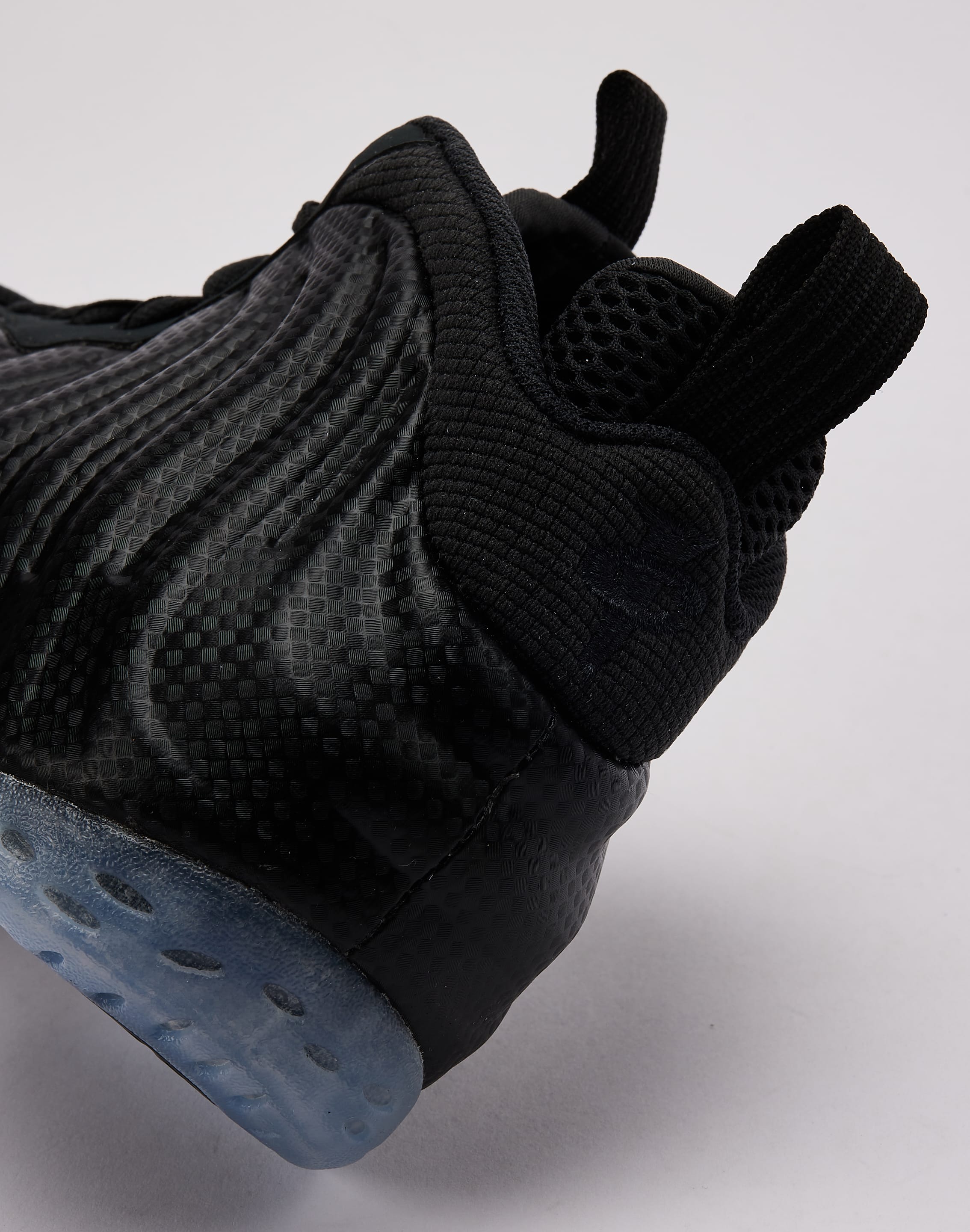Nike Air Foamposite One 'Carbon Fiber'
