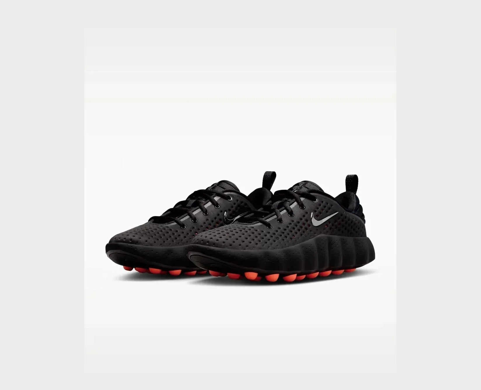 Nike Mind 002 – Light Smoke