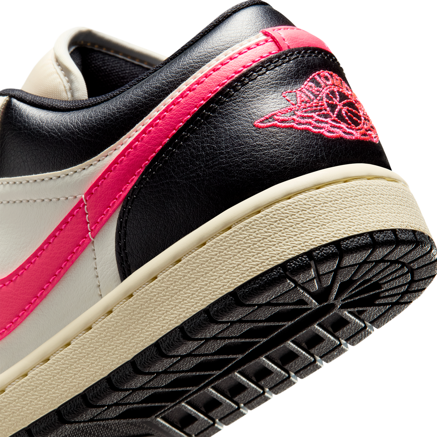 Jordan AJ 1 Low - Women's - Pale Ivory/Racer Pink