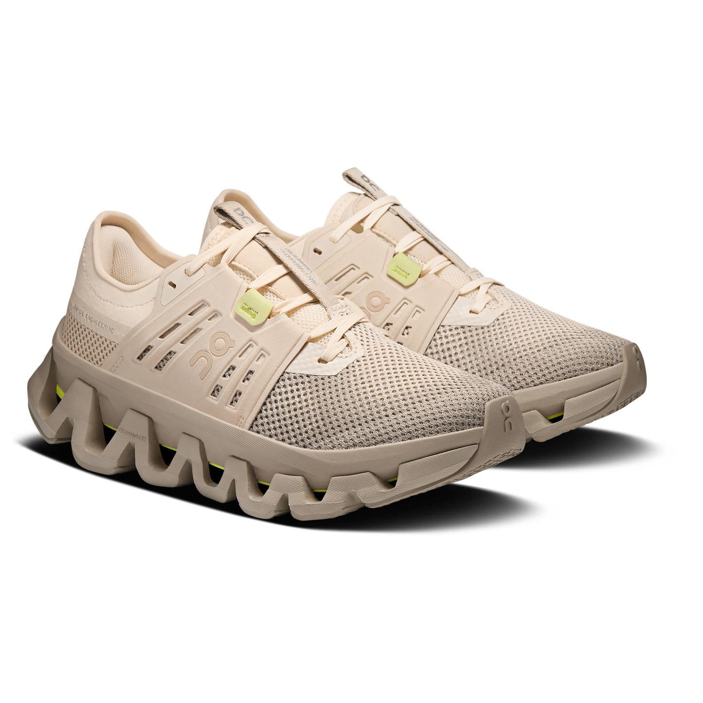 On Cloudswift Amp - Women's - Sand/Desert