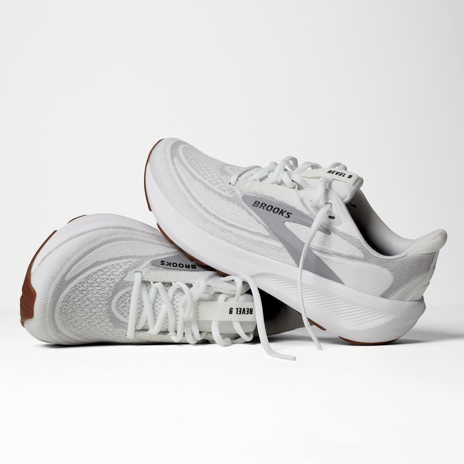 Brooks Revel 9 - Men's - White/Gray/Black