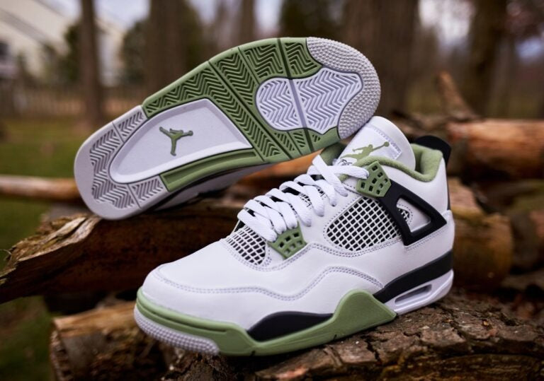 Nike Air Wmns Jordan 4 Retro Seafoam