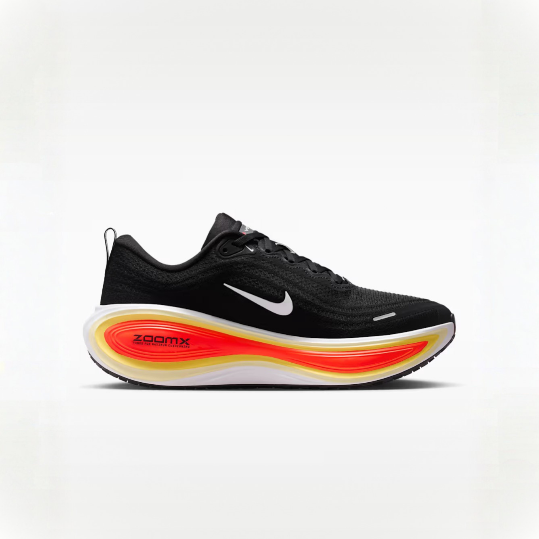 Vomero Plus Black Red