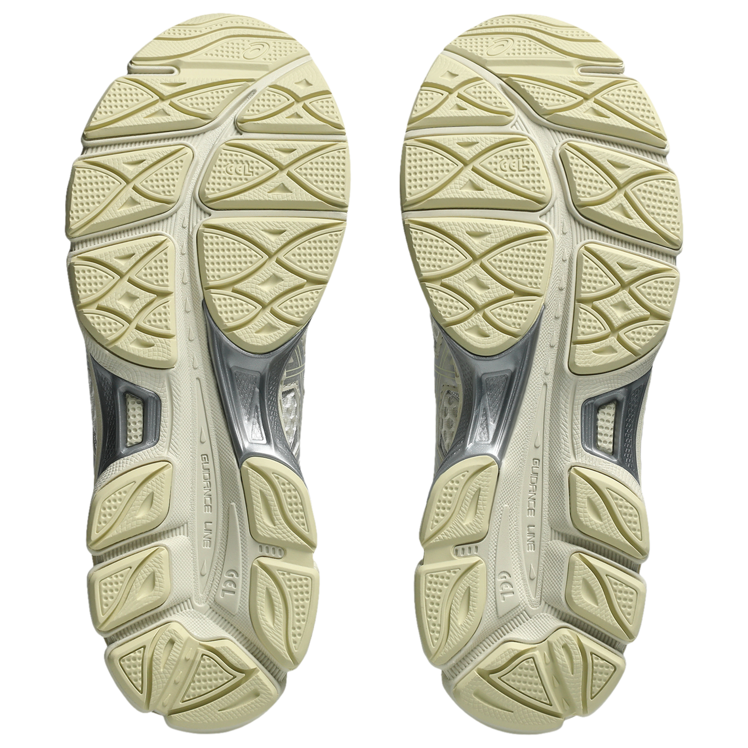 ASICS® GEL-Cumulus 16 - Women's - Cream/Pure Silver