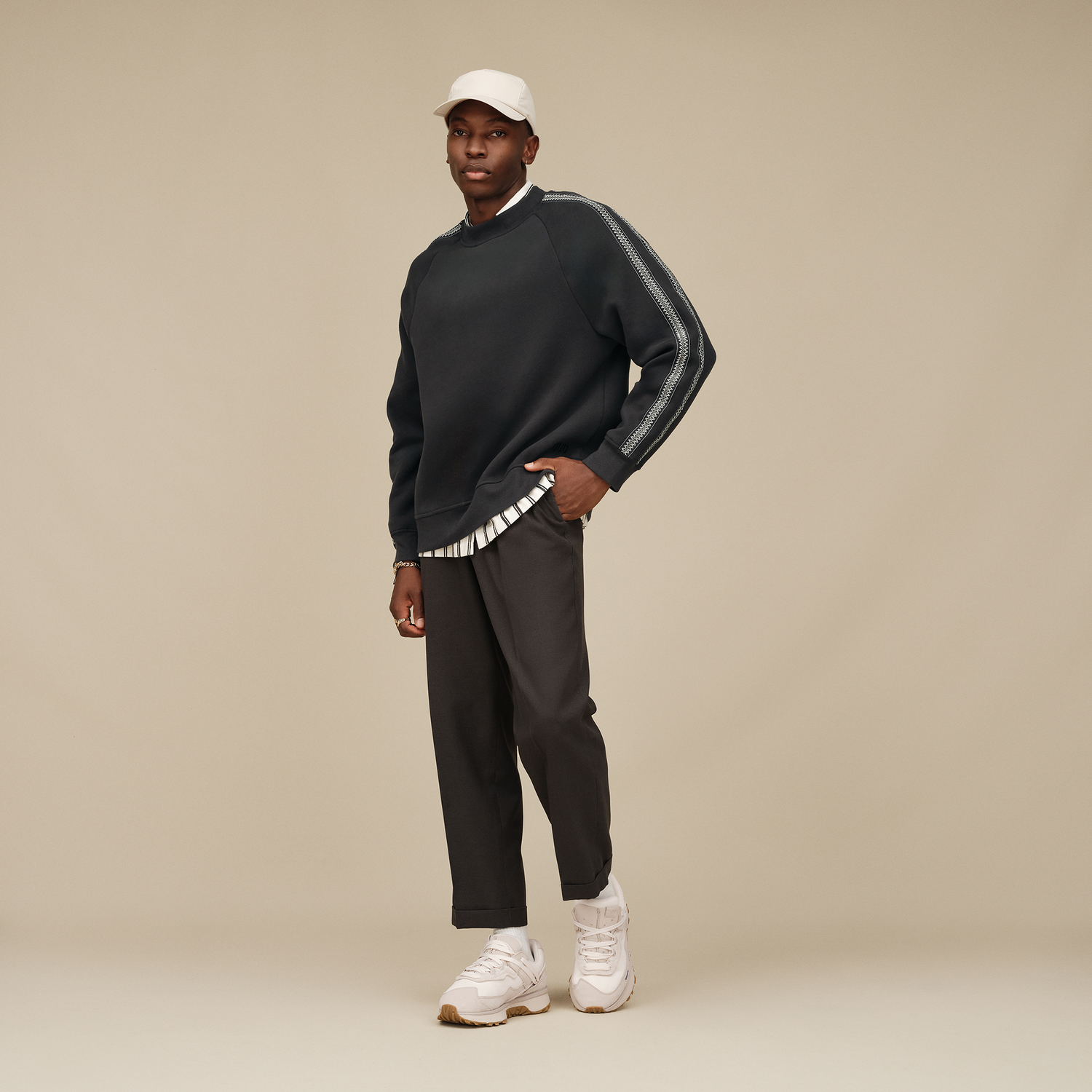 UGG Tasman Crewneck - Men's - Tar
