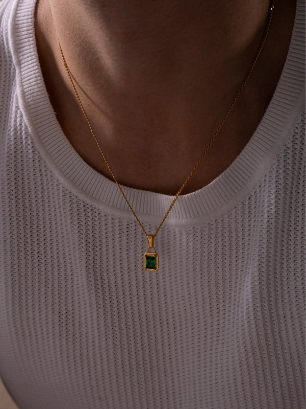 GREEN GEMSTONE CHAIN | 18K Gold