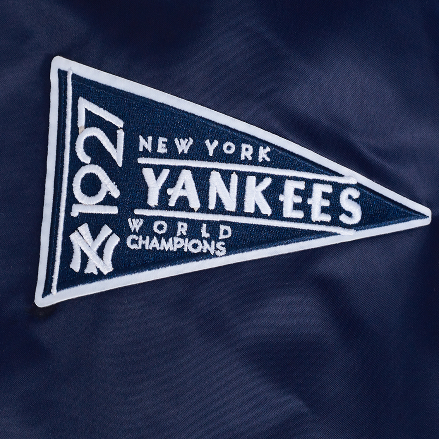 Pro Standard NEW YORK YANKEES SATIN JACKET - Men's - Midnight Navy (32089MDN)