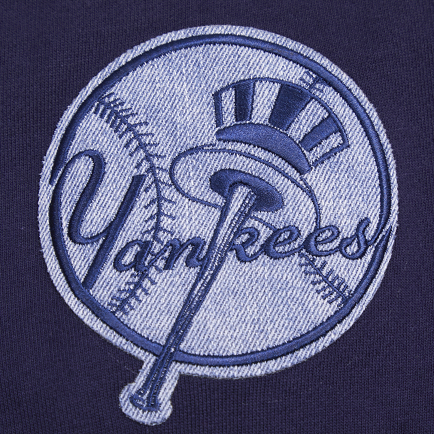 Pro Standard Yankees Pullover Hoodie - Men's - Midnight Navy