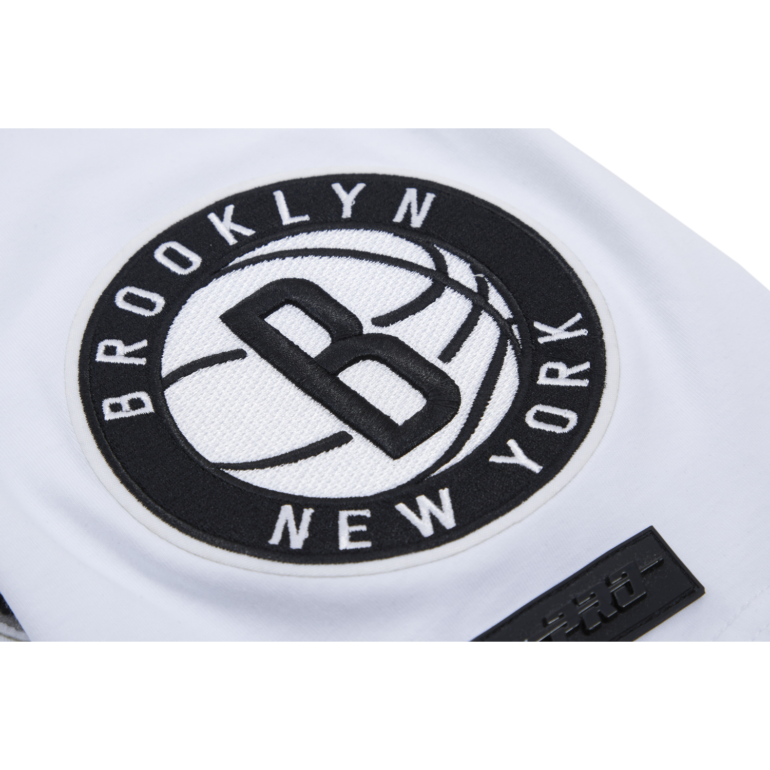 Pro Standard BROOKLYN NETS TEE - Men's - White