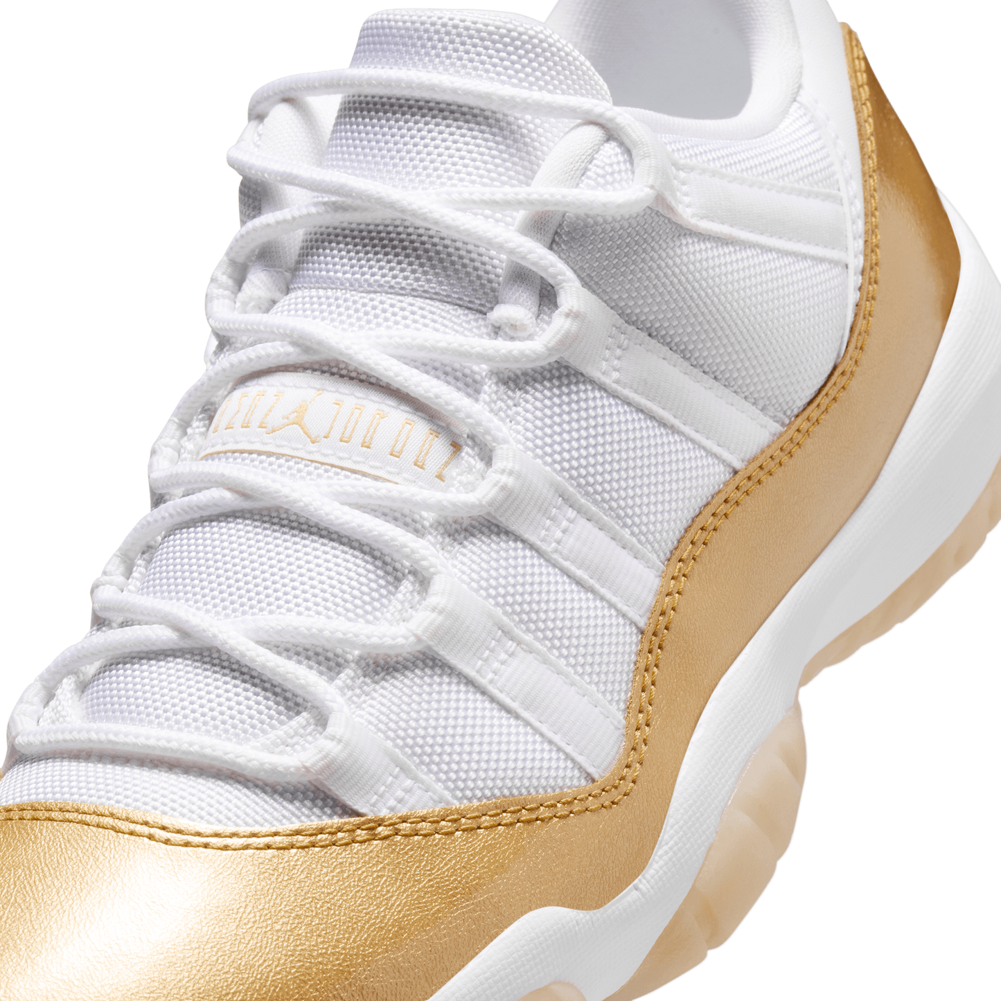 Jordan Retro 11 Low - Women's - White/Gold