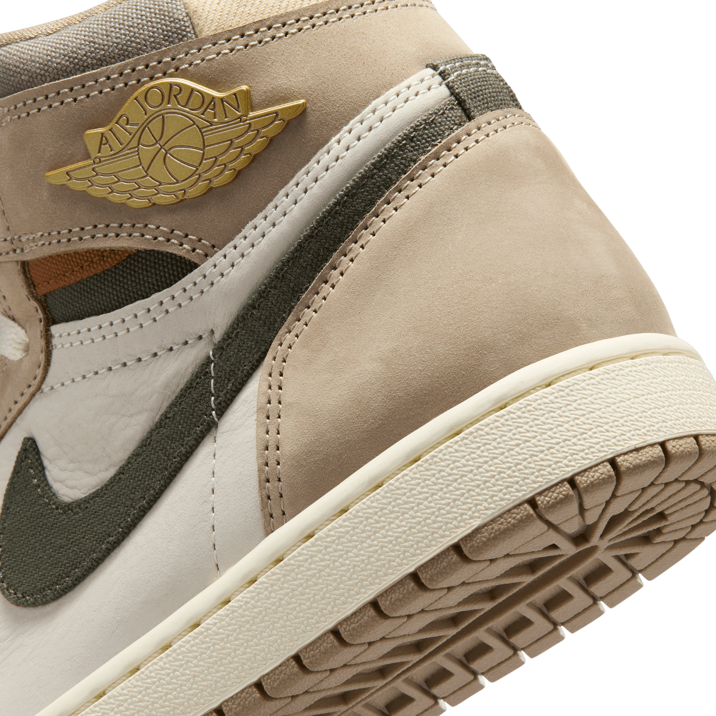 Jordan AJ 1 High - Women's - Brown/White