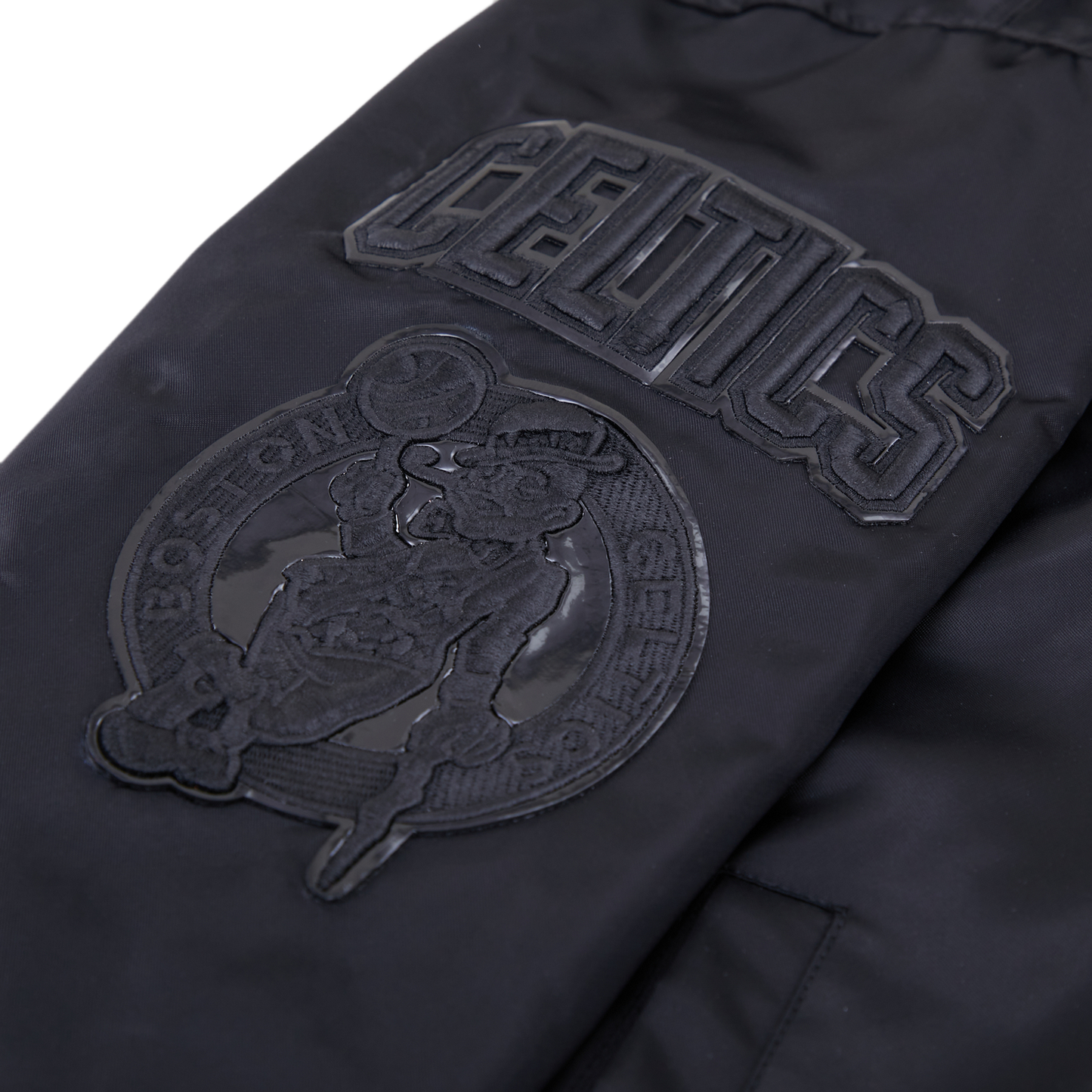 Pro Standard BOSTON CELTICS SATIN JACKET - Men's - Triple Black