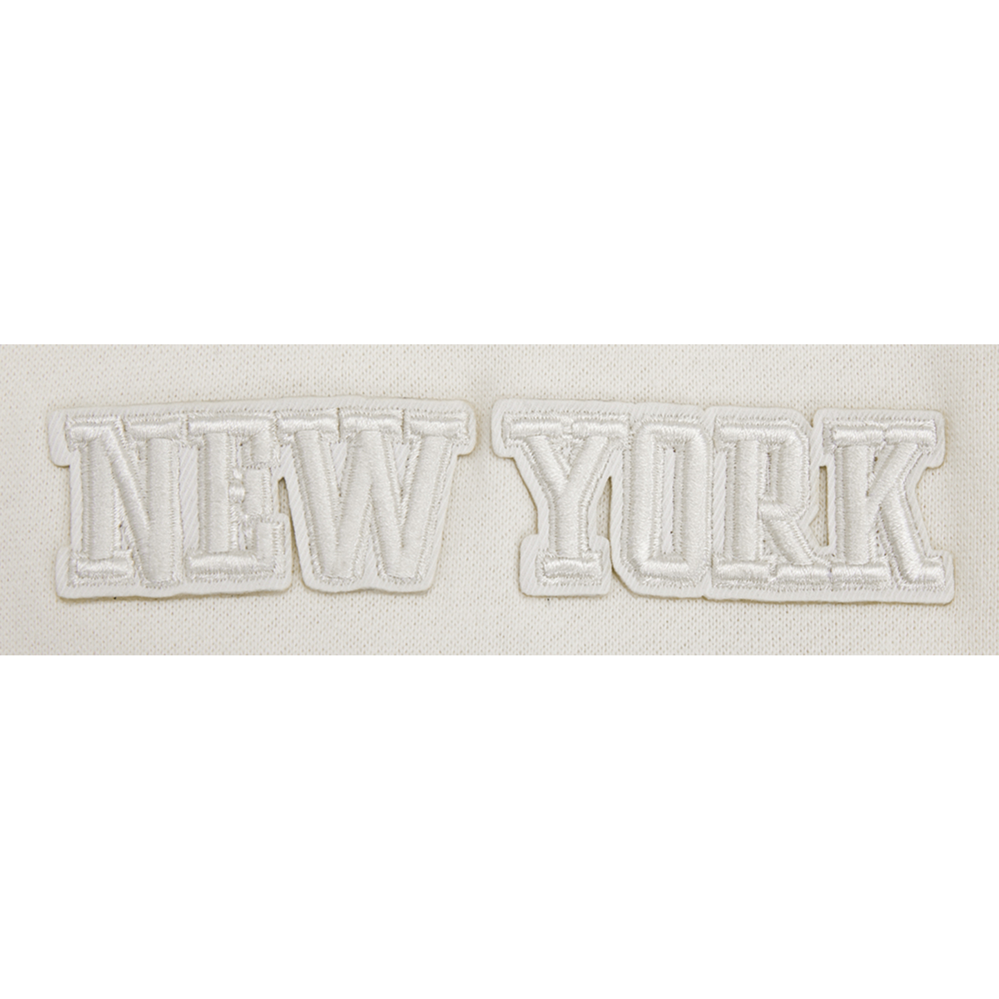 Pro Standard NEW YORK KNICKS SWEATSHIRT - Men's - Eggshell