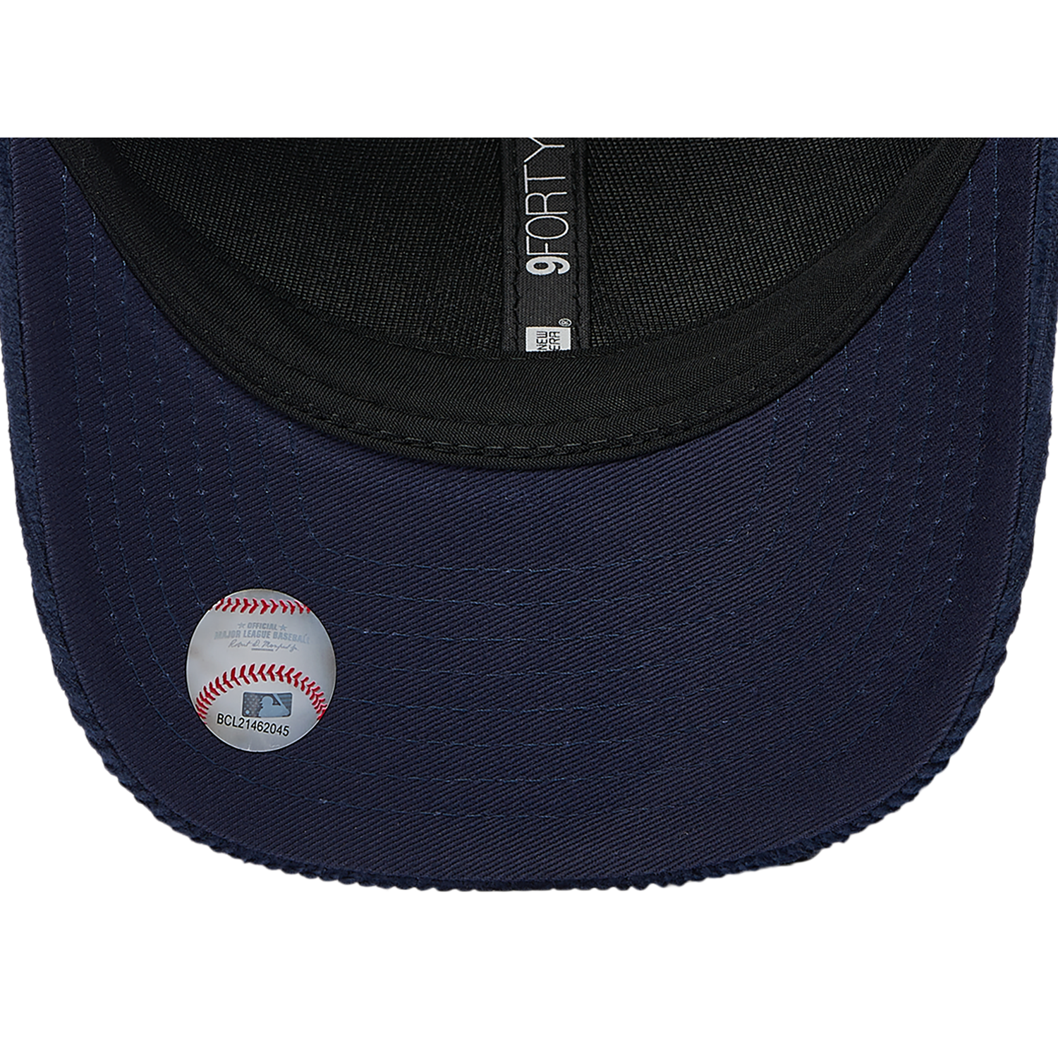 New Era Braves Cord 9FORTY Cap - Men's - Navy/White