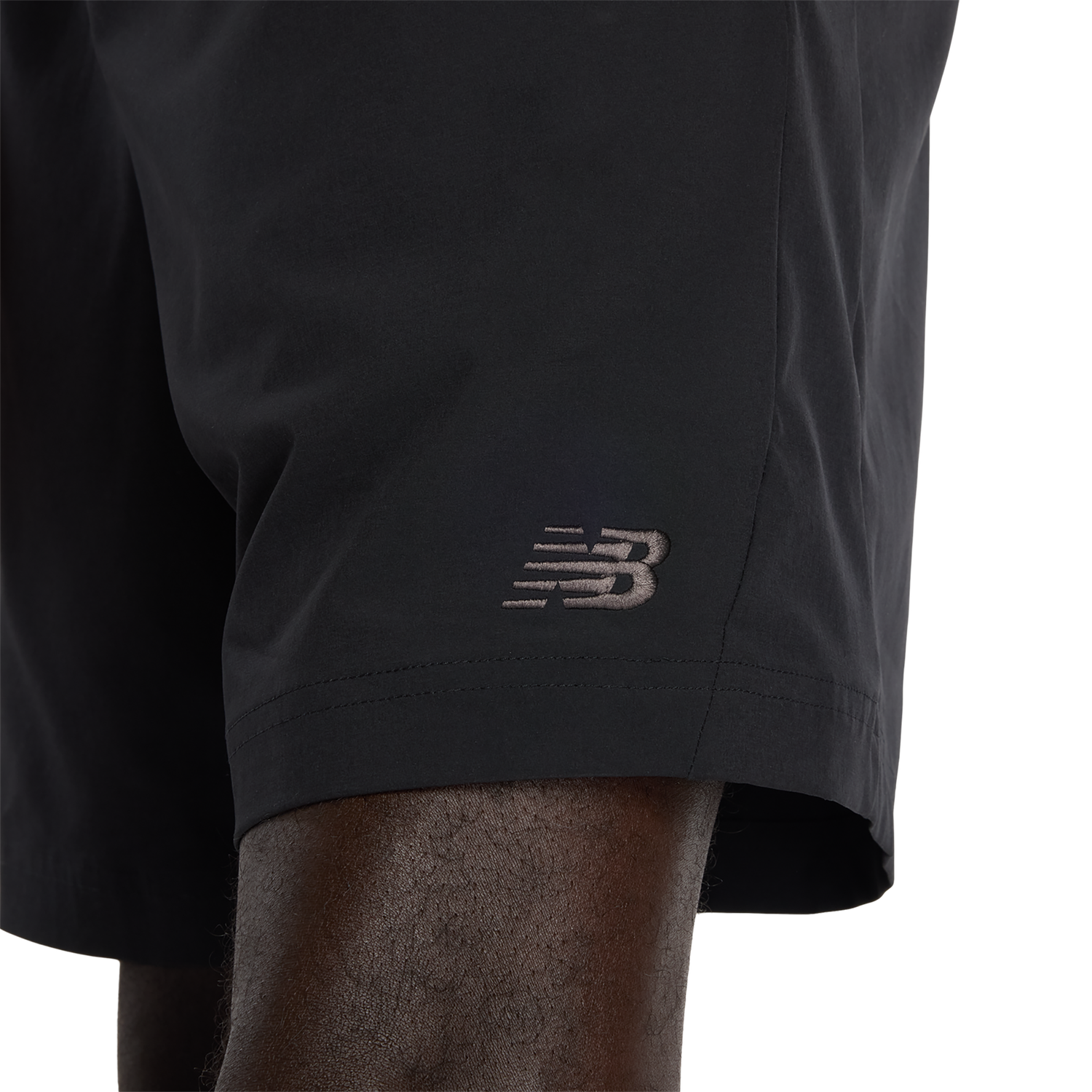 New Balance Athletic Woven 7" Shorts - Men's - Black
