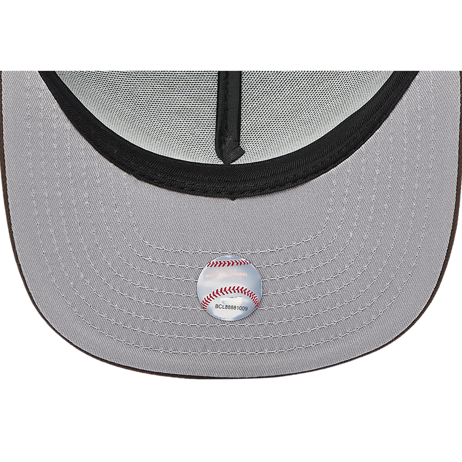 New Era Braves 9FIFTY A-Frame Curve 95 WS Cap - Men's - Walnut