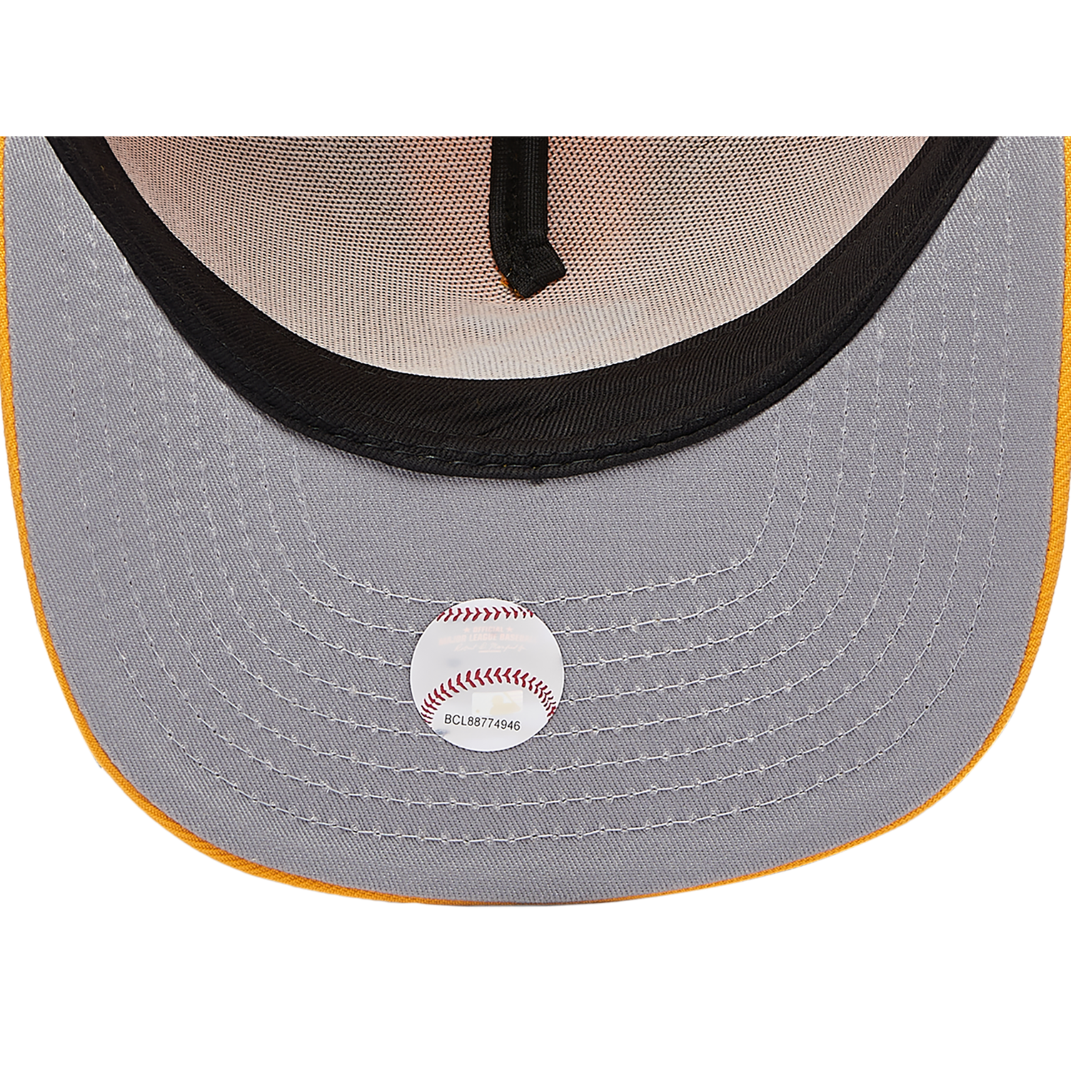 New Era White Sox 9FIFTY A-Frame Curve 05 WS Cap - Men's - Gold