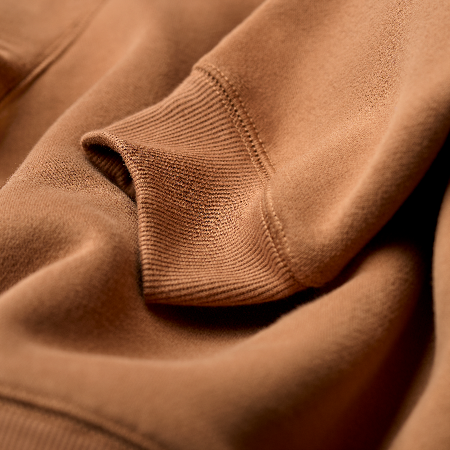 UGG Logo Crewneck - Women's - Chestnut
