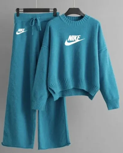 Nike Cropped Knit Set - foto 7
