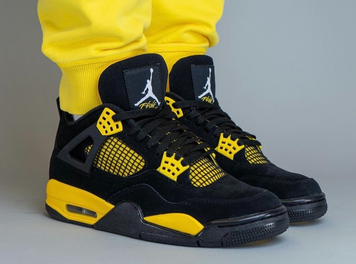 Nike Air Jordan 4 Retro Thunder 2023