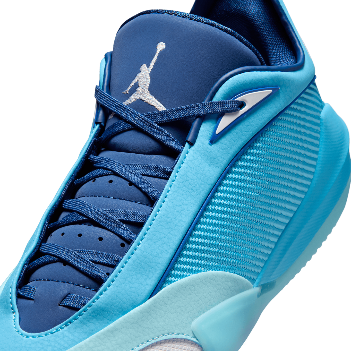 Jordan Triangle - Men's - White/Blue