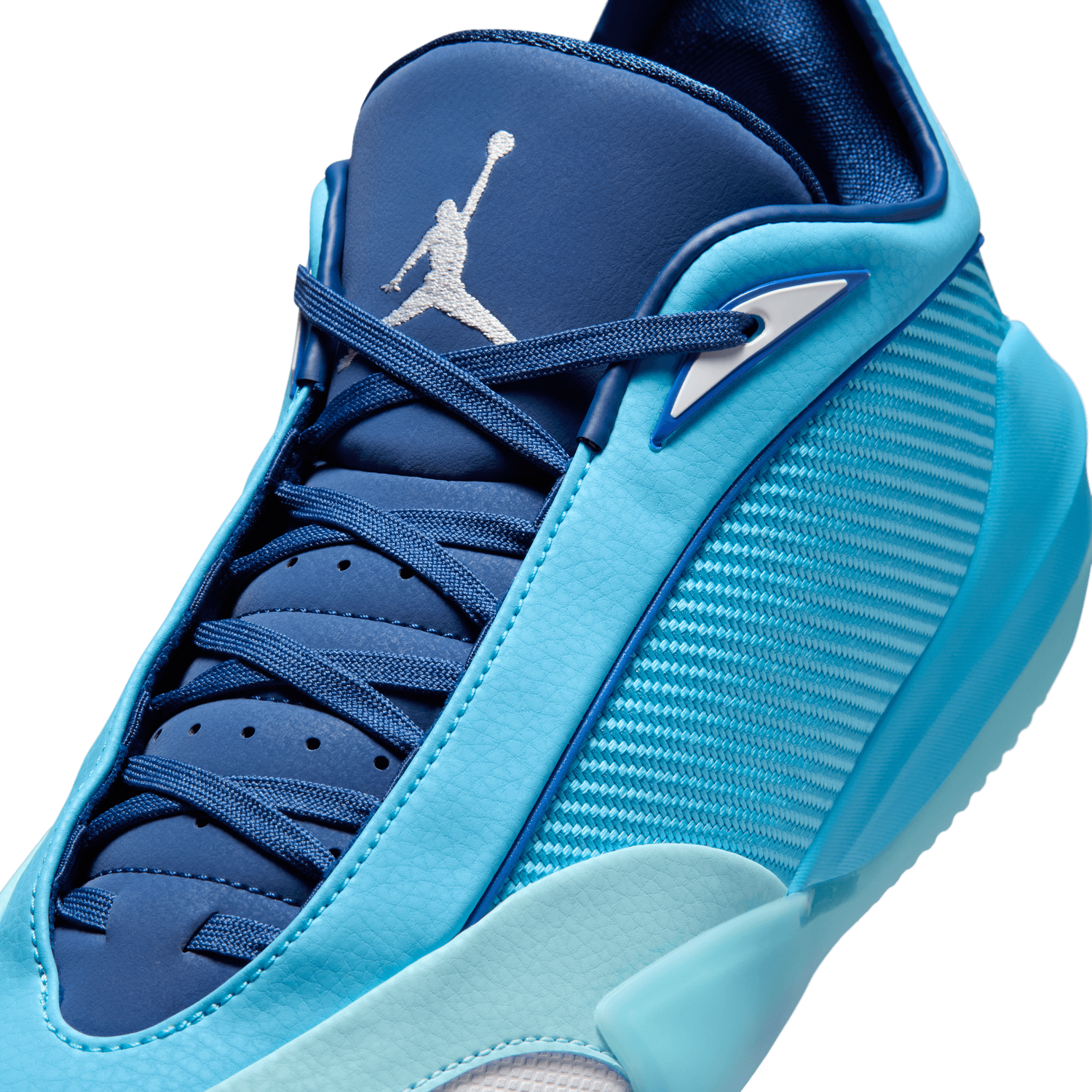 Jordan Triangle - Men's - White/Blue