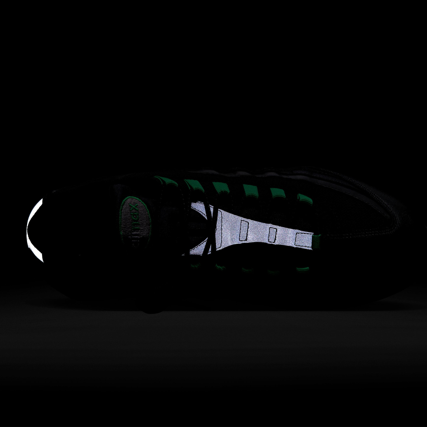 Nike Air Max 95 OG - Men's - Black/Green Shock