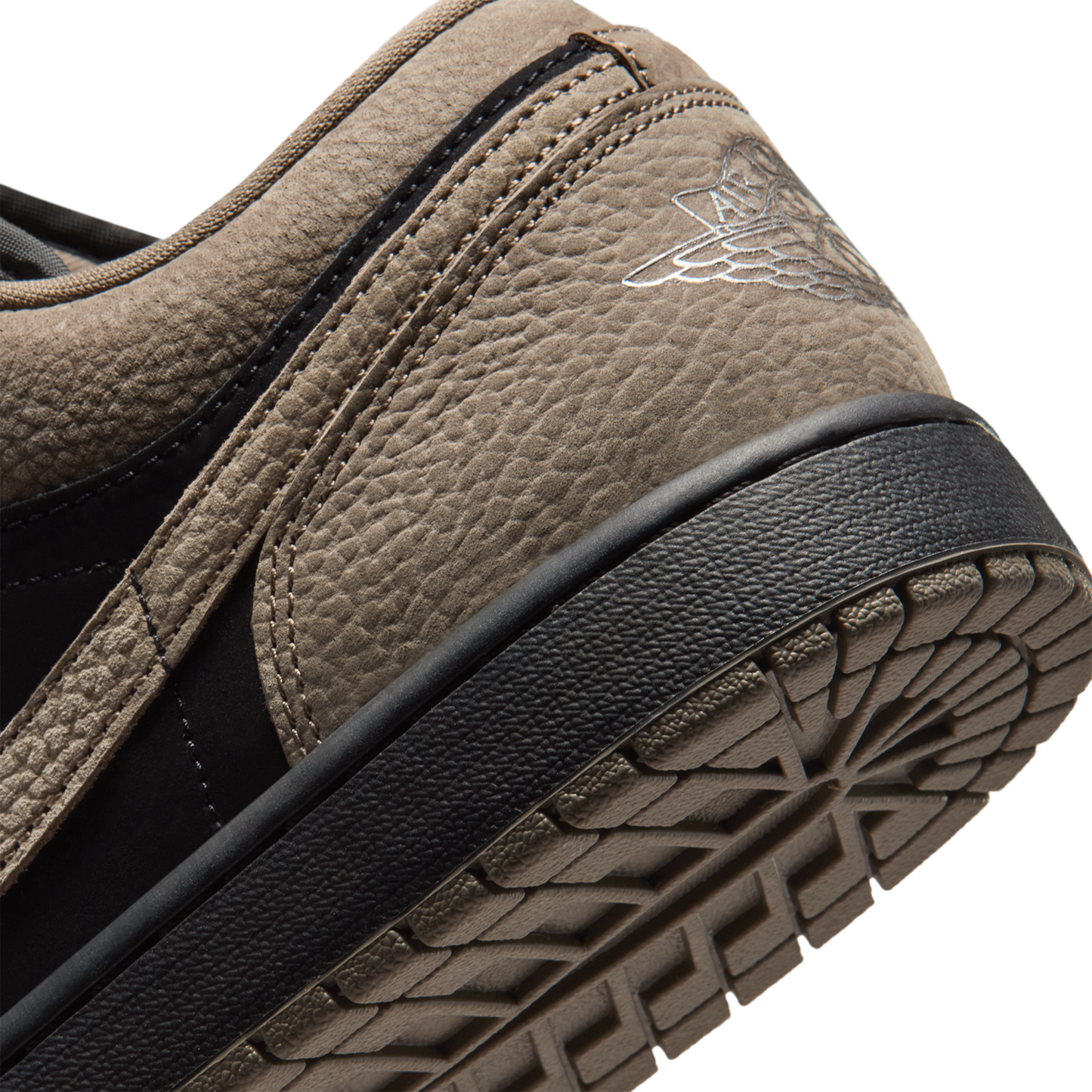 Jordan Air Jordan 1 Low SE - Men's - Black/Light Wild Mango/Olive Grey