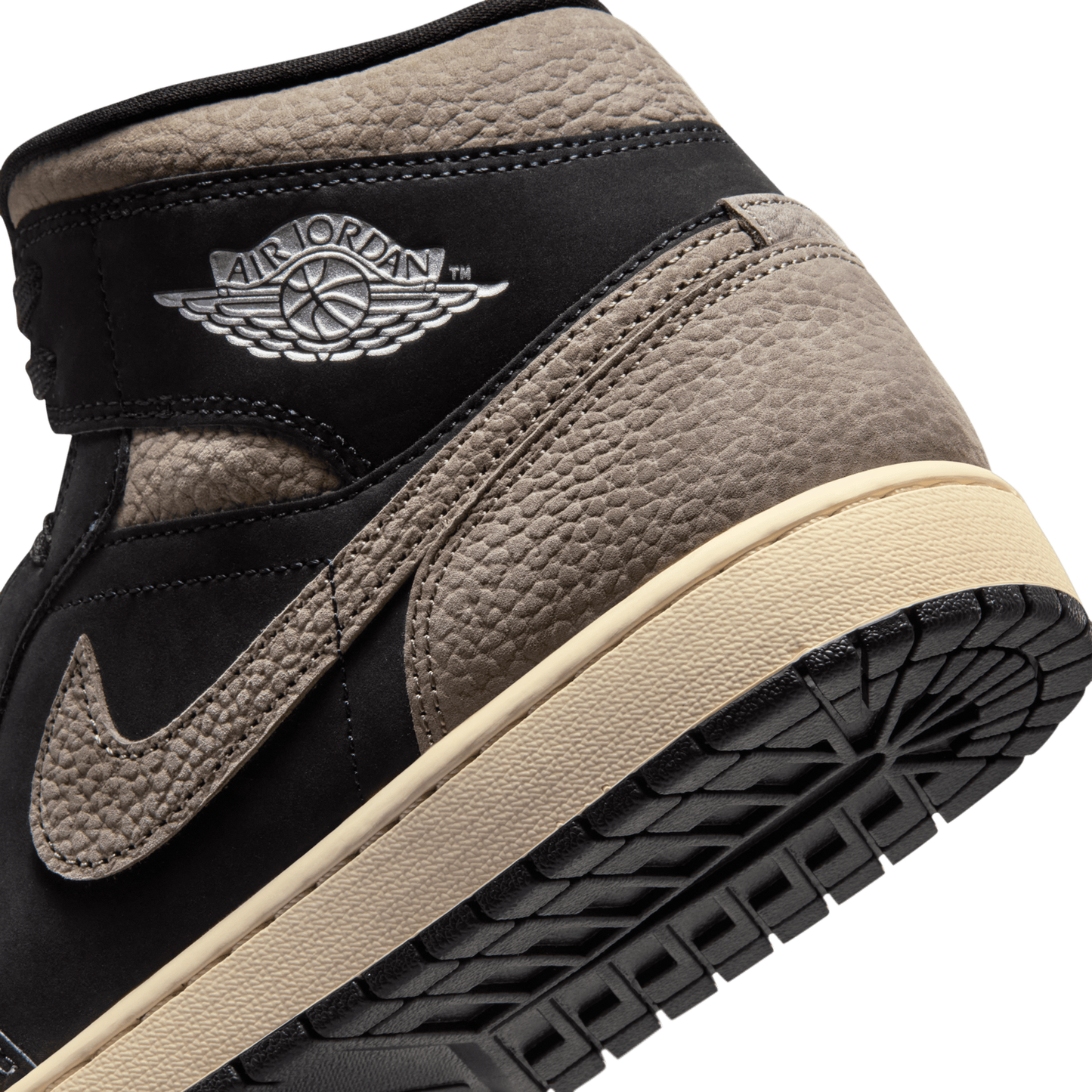 Jordan Air Jordan 1 Mid SE - Men's - Black/Olive Grey/Light Wild Mango