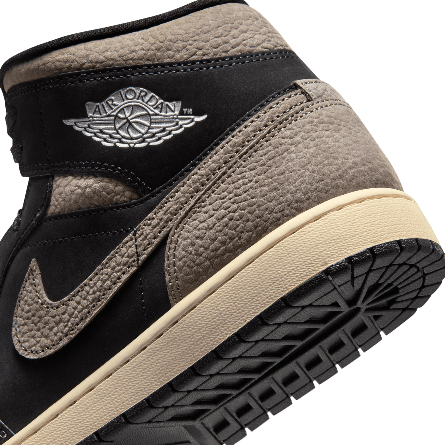 Jordan Air Jordan 1 Mid SE - Men's - Black/Olive Grey/Light Wild Mango
