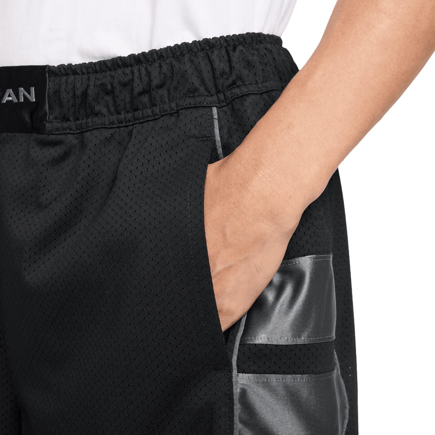 Jordan Mesh Brooklyn Cat Scratch Short - Men's - Black/White