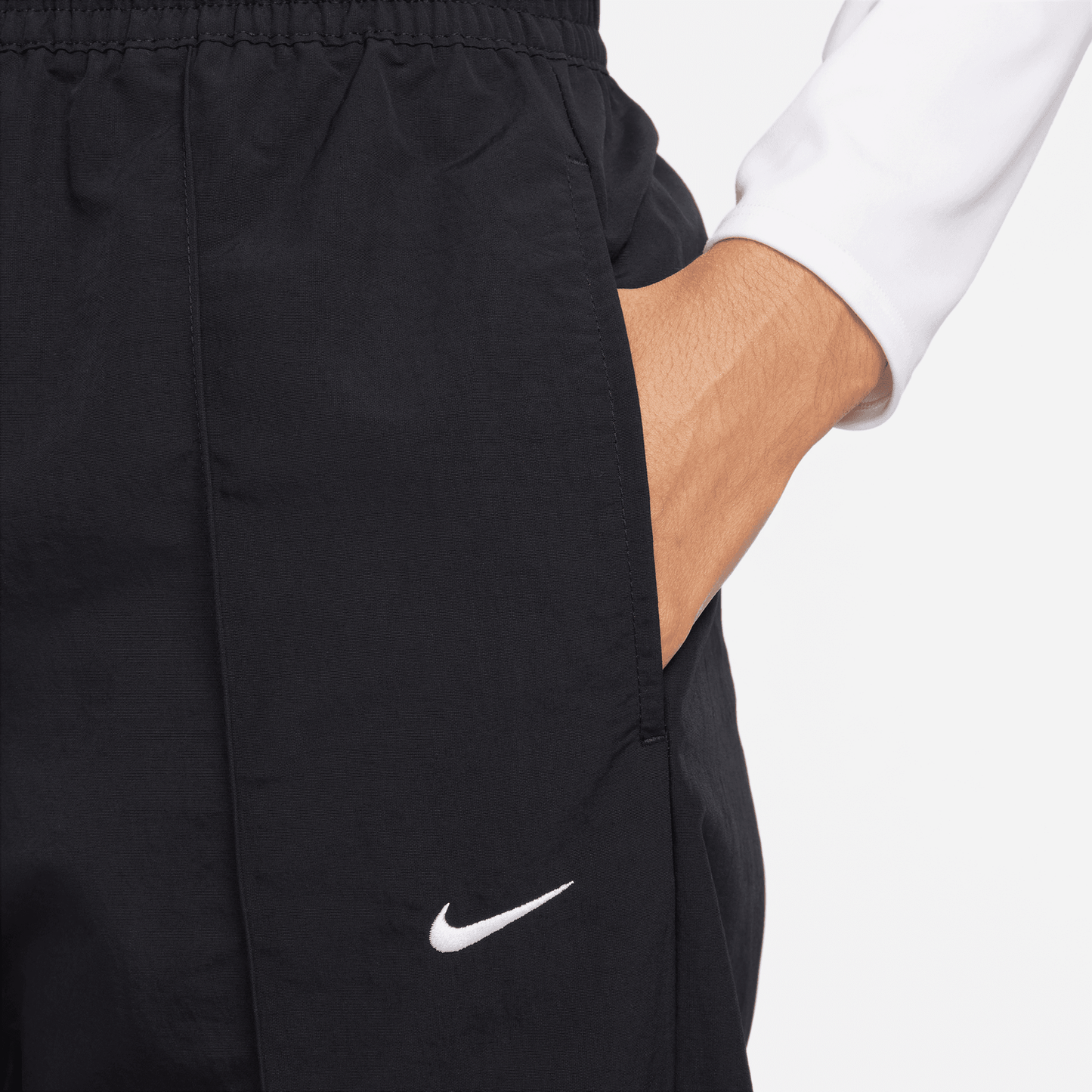 Nike Trend Woven Mid Rise Pants - Women's - Black/White
