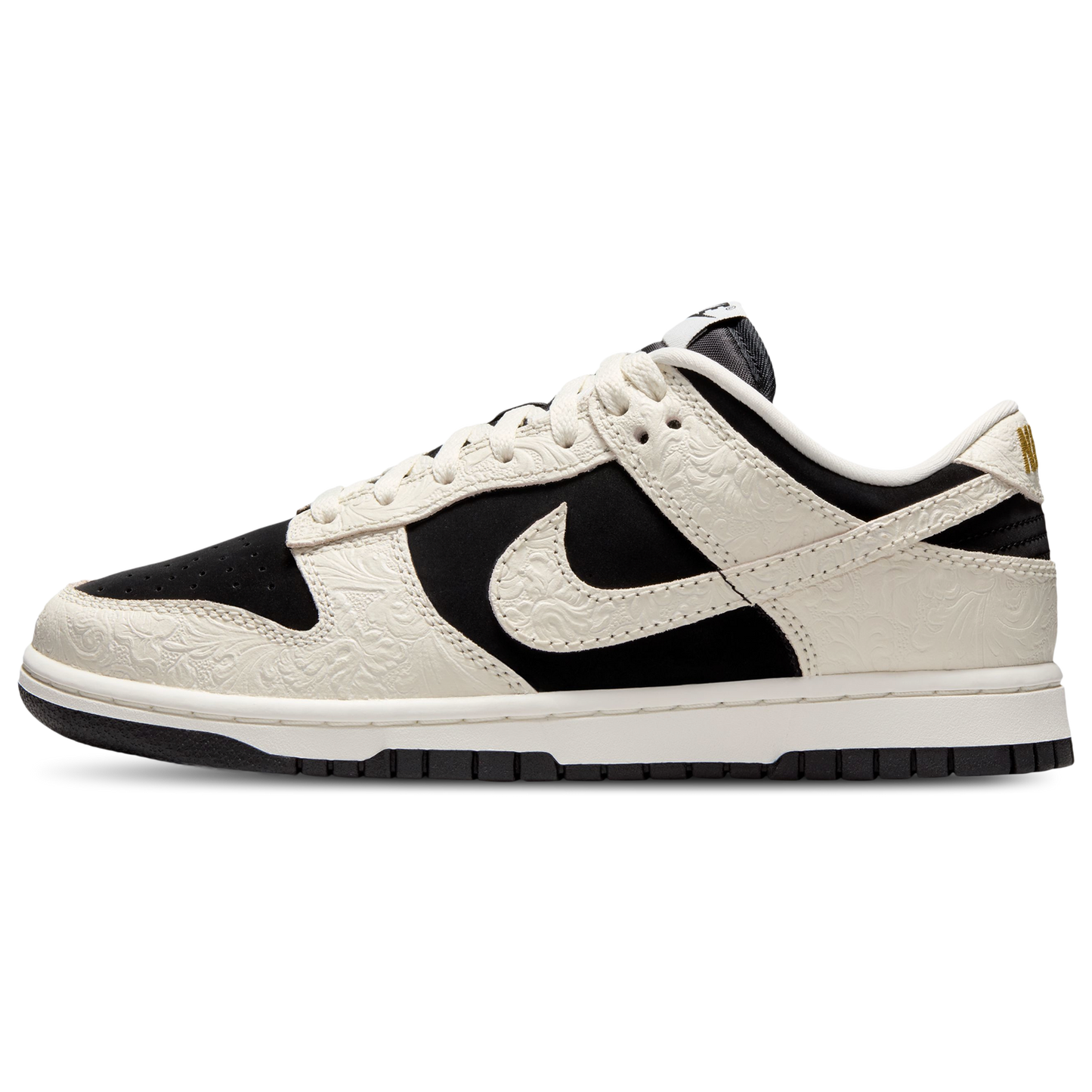 Nike Dunk Low - Women's - White/Black