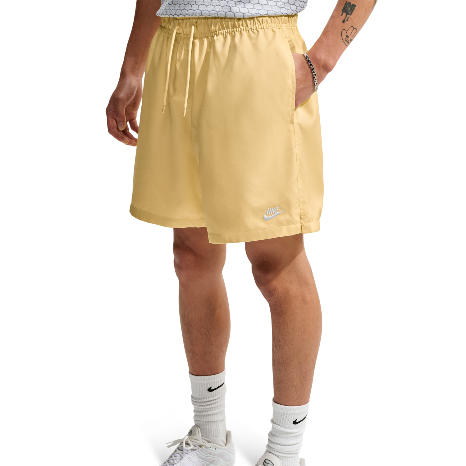 Nike Club Flow Shorts - Men's - White/Soft Yellow