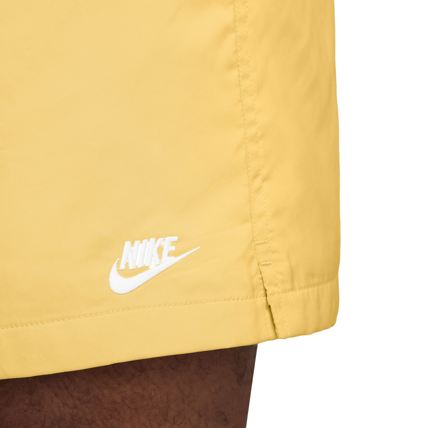 Nike Club Flow Shorts - Men's - Gold/White