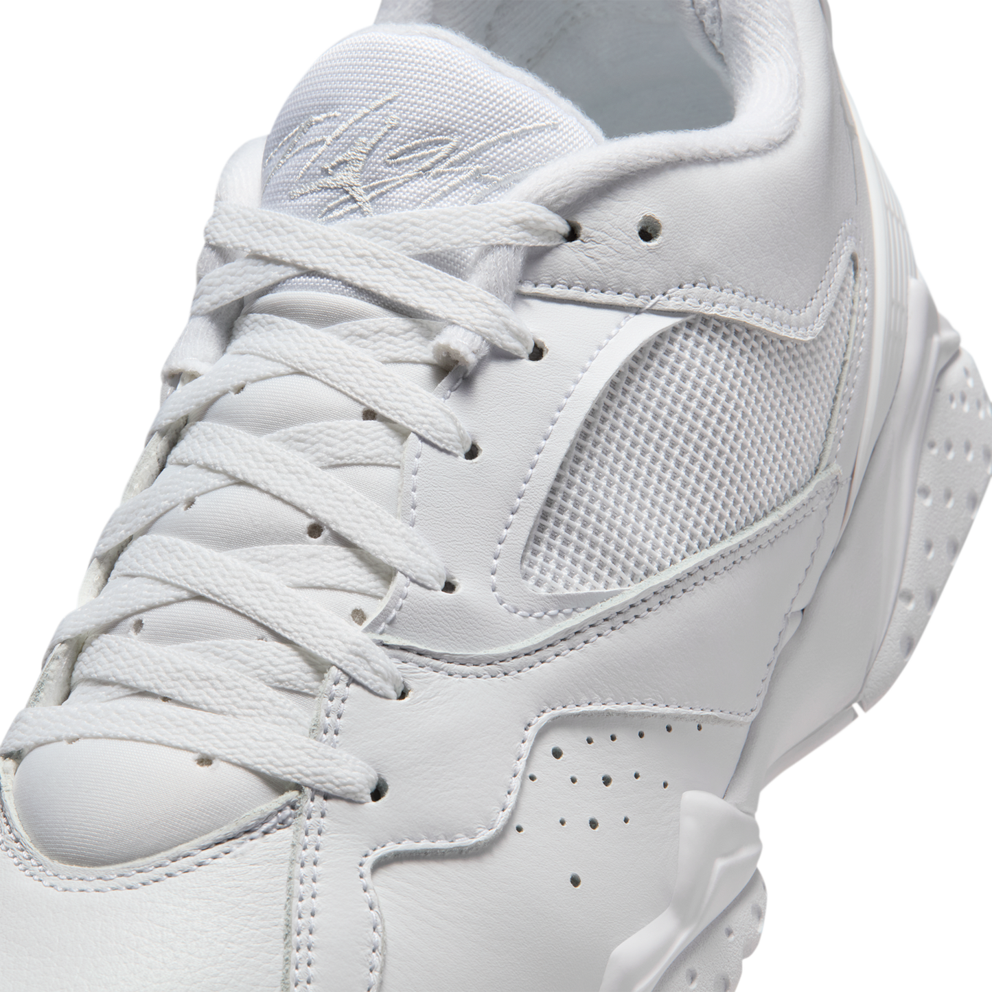 Jordan MVP 92 - Men's - White/White/Silver